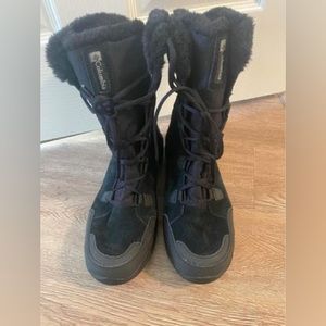 Columbia Ice Maiden Lace II Boot (Women's) Worn Once Size 11
